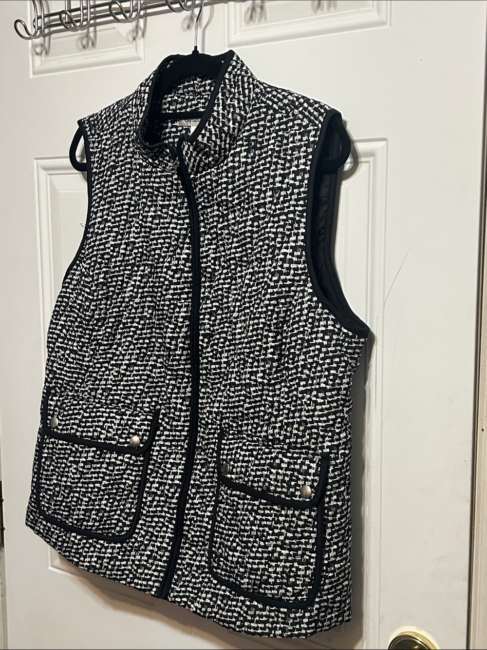croft & barrow Black and White Tweed Quilted Vest with Pockets